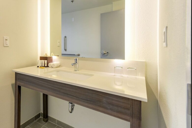 Hotel Rl St. Louis Airport