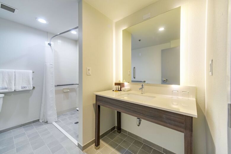 Hotel Rl St. Louis Airport