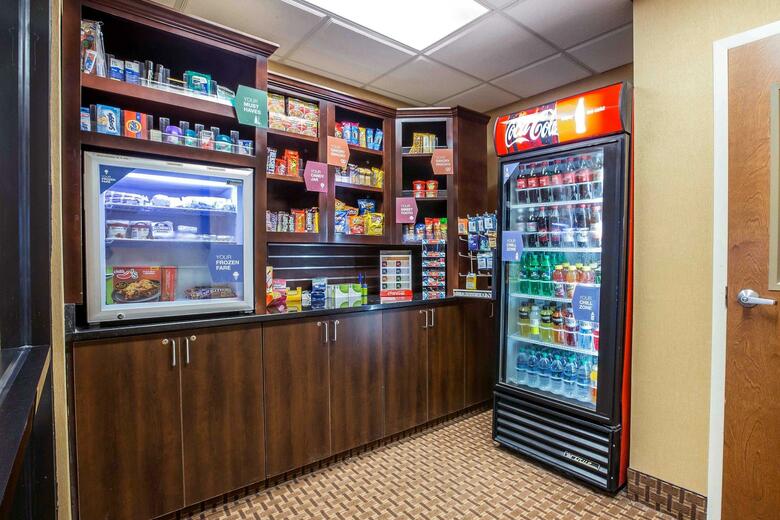 Hotel Comfort Suites Byron