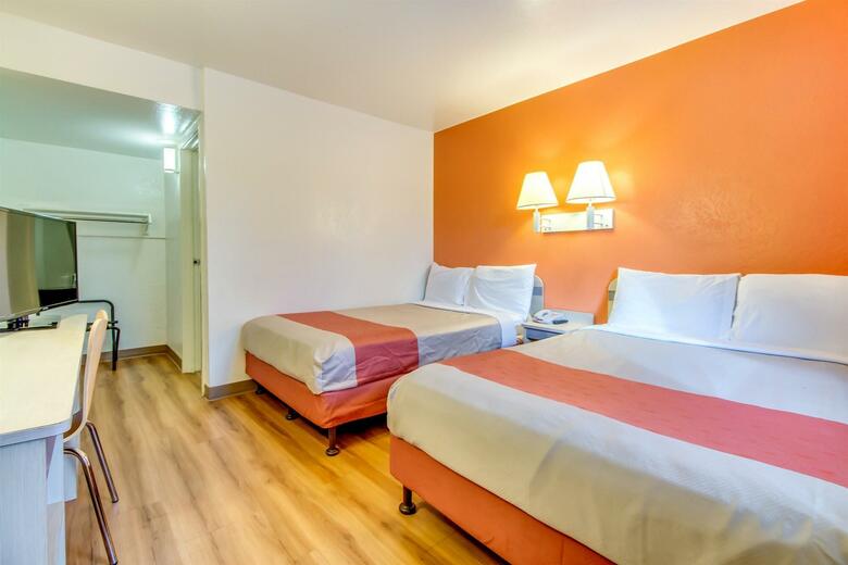 Motel 6 Venice