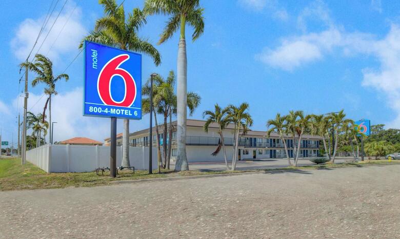 Motel 6 Venice