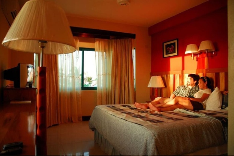 Caye Caulker Plaza Hotel