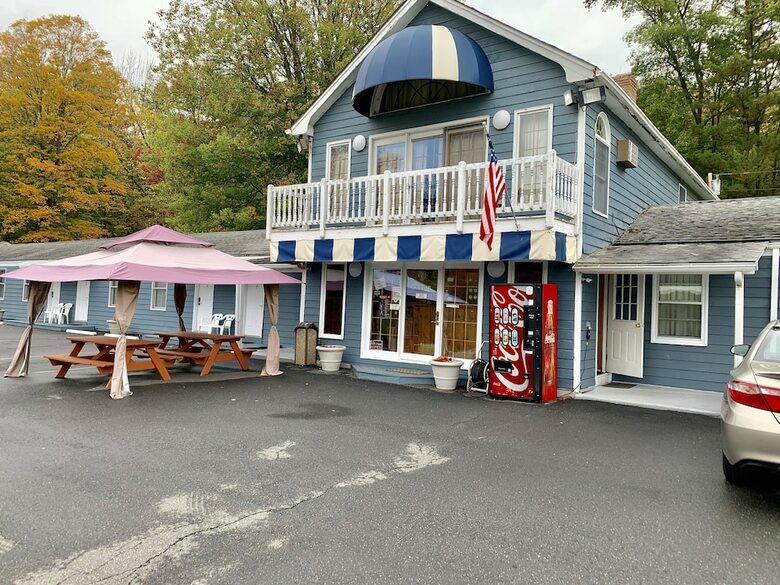 Posada American Inn