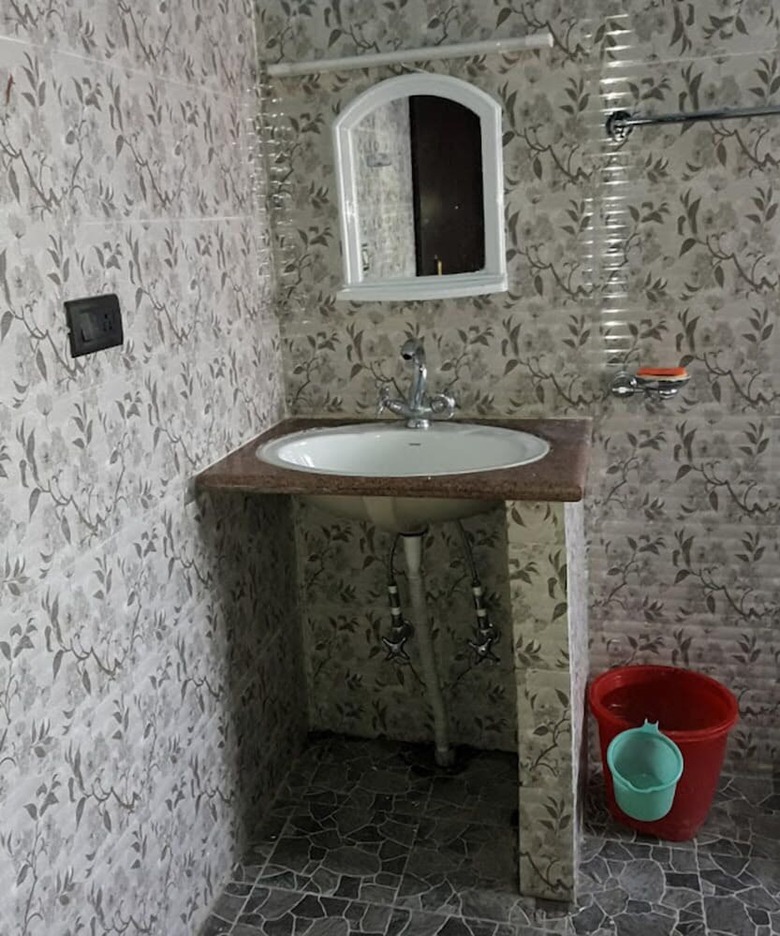 Hotel Riverside Duplex Guest House