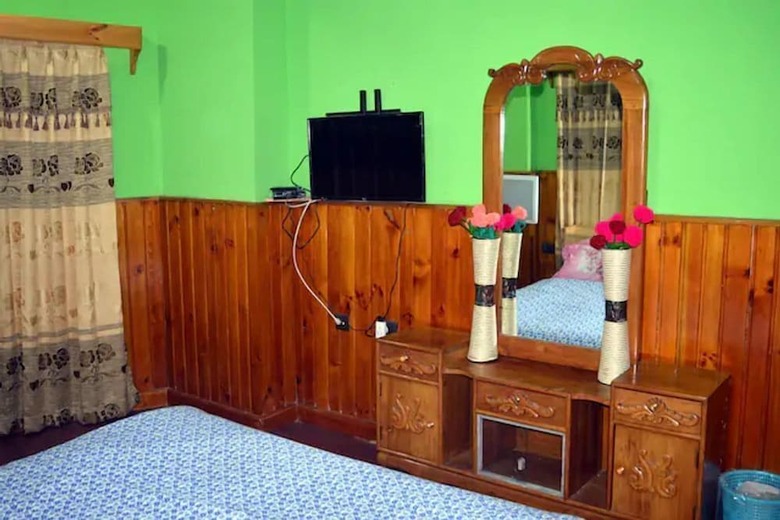 Hotel Riverside Duplex Guest House