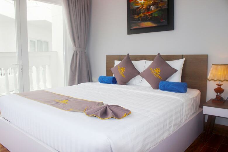 Hotel Lotus Garden Resort