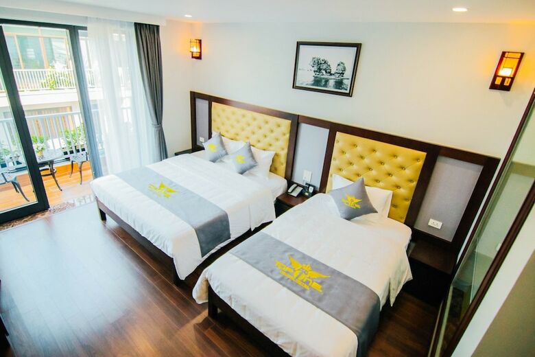 Top One Halong Hotel