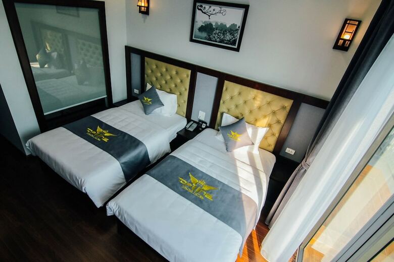 Top One Halong Hotel