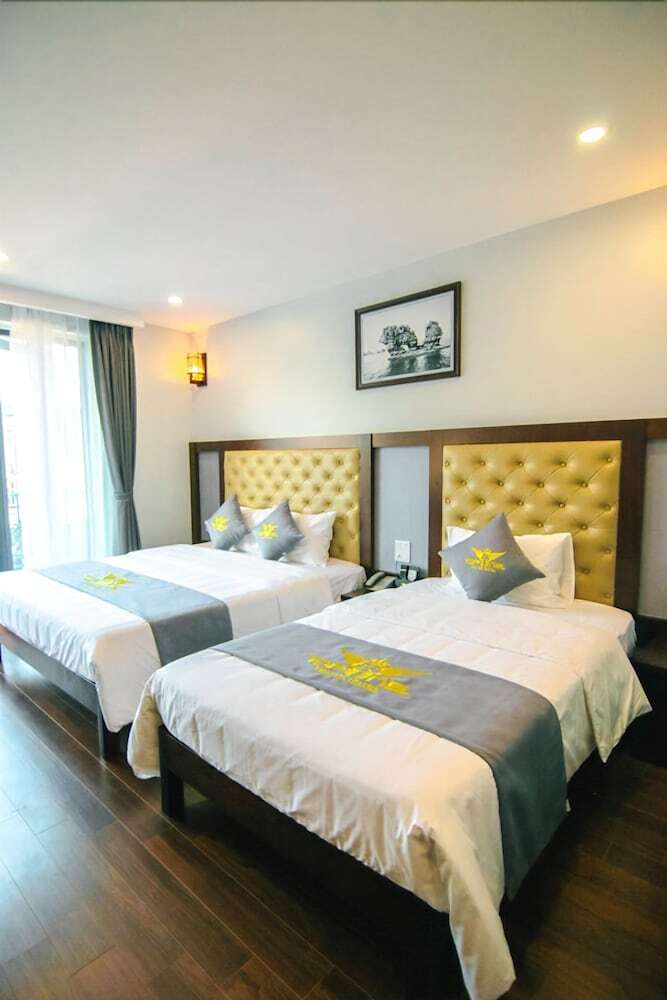 Top One Halong Hotel