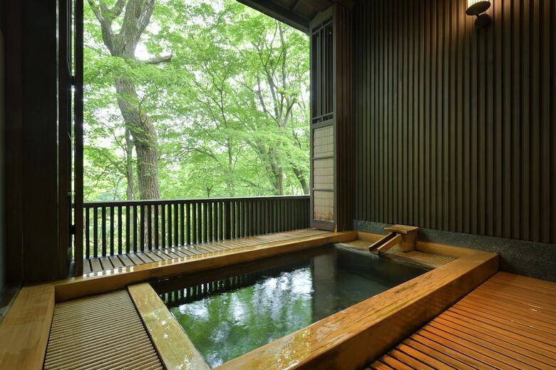 Hotel Sansuikaku