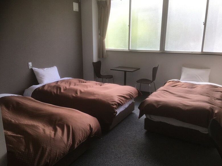 Hostal Business Hotel Akayane - Hostel