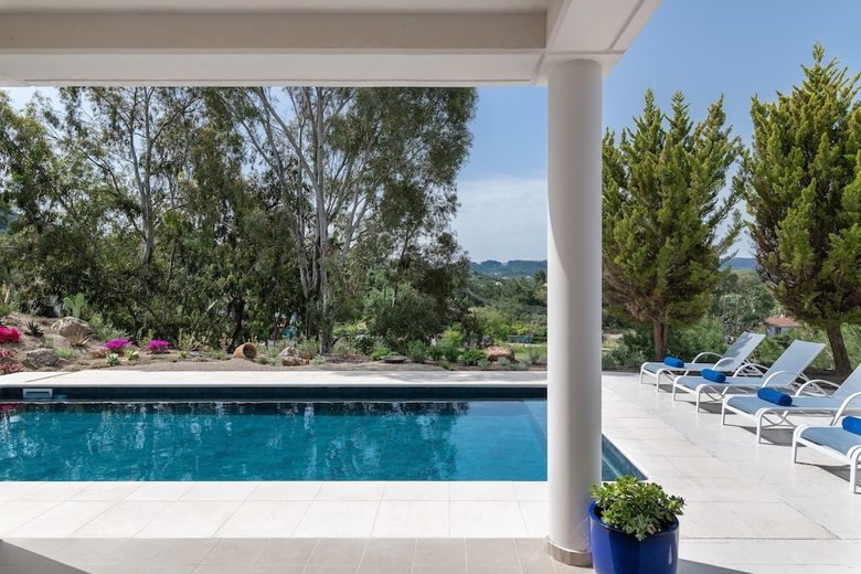 Hilltop Luxury Villa