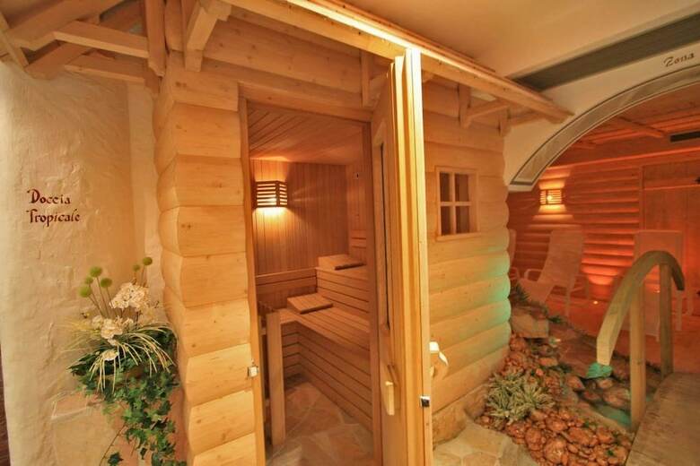 Hotel Chalet Alaska