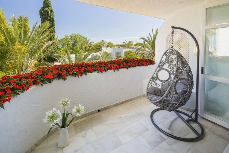 Apartamentos Marbella Real 2 Bedroom Seaside