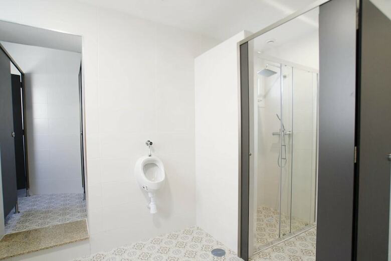 Hostal Hostel Albergue O Mes�n