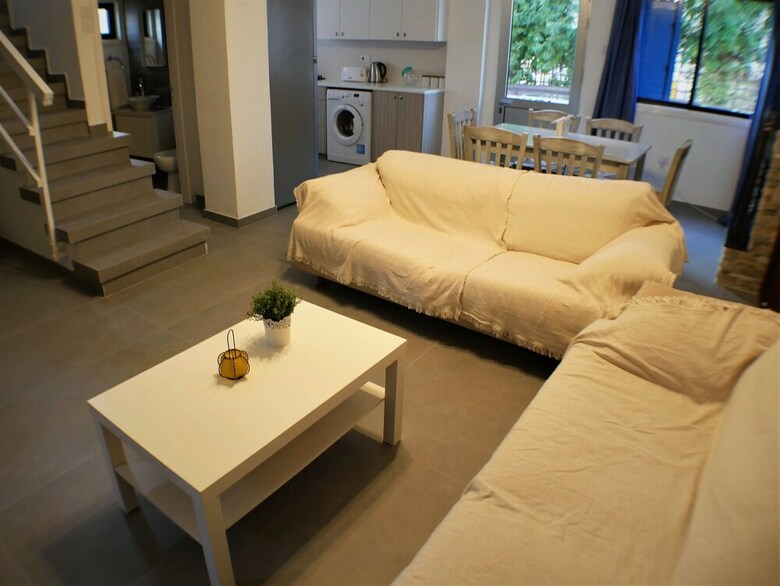Easystay 03 - Santa Thekla Villa