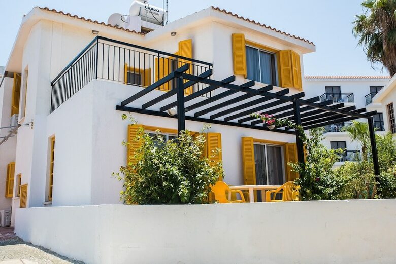 Apartamentos Easystay 02 - Three Bedroom Villa