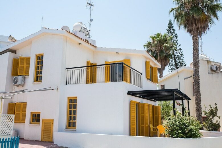 Apartamentos Easystay 02 - Three Bedroom Villa
