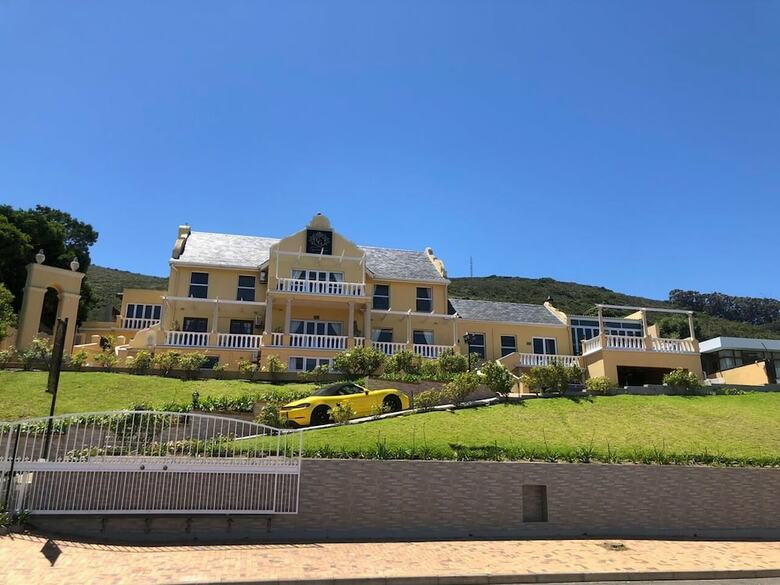 Hotel Cape Grandeur