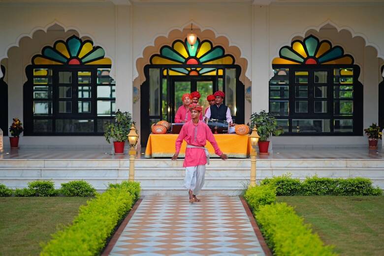 Hotel Anuraga Palace