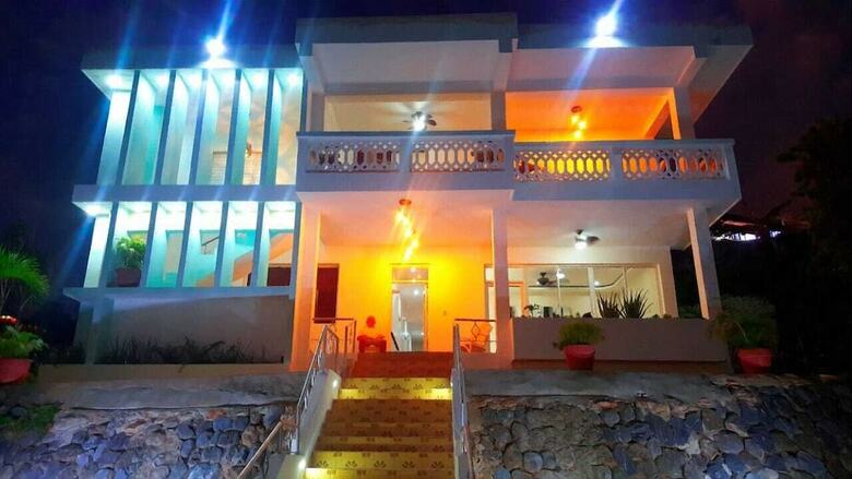 Hotel Casa Docia Samana