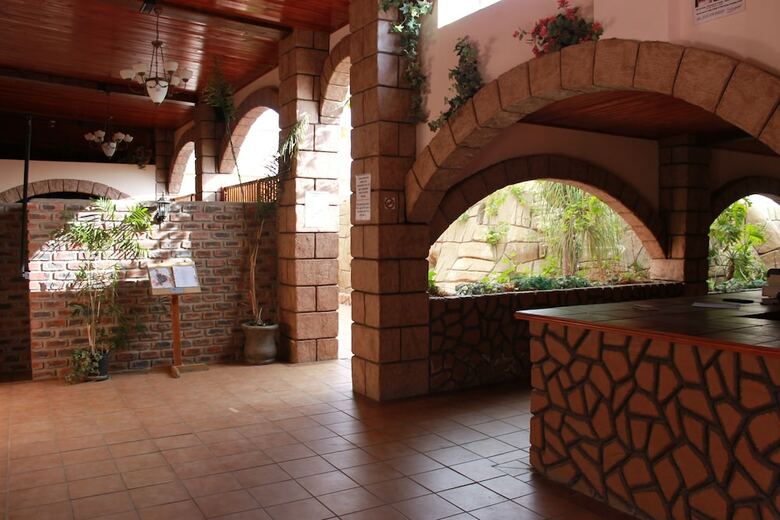 The Calvinian Hotel