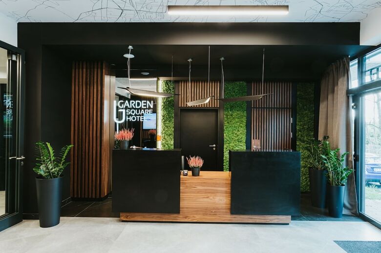 Garden Square Hotel