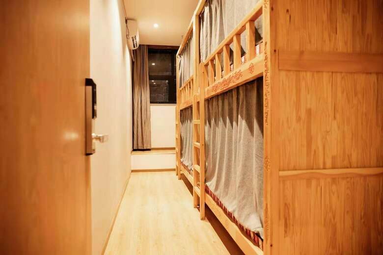 Hostal Fangorn International Hostel
