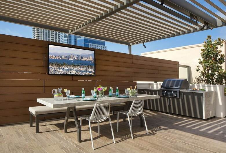 Apartamentos Harbor Luxury Condo Hotel