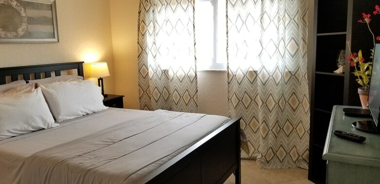 St.pete Beach Condo - 5 Min Walk To Beach