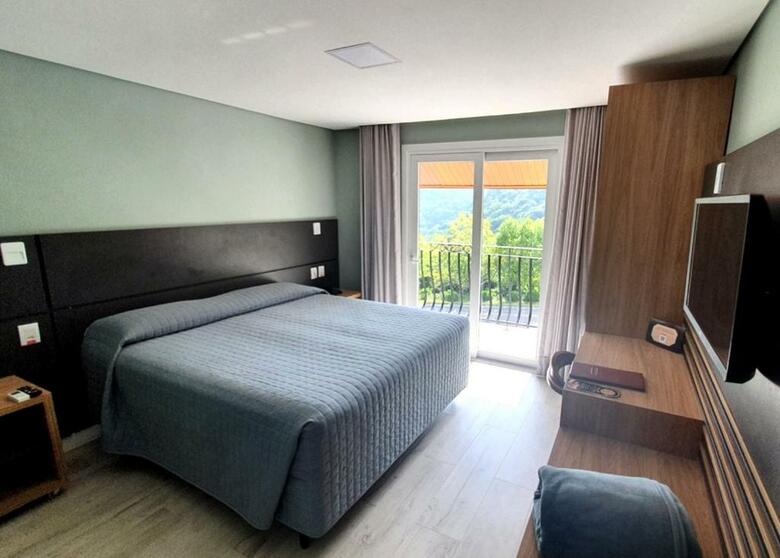 Sky Palace Hotel
