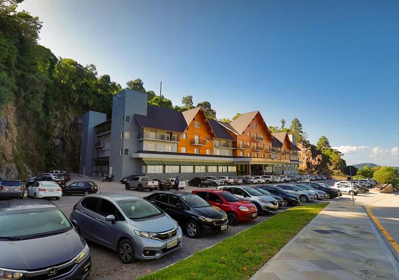 Sky Palace Hotel