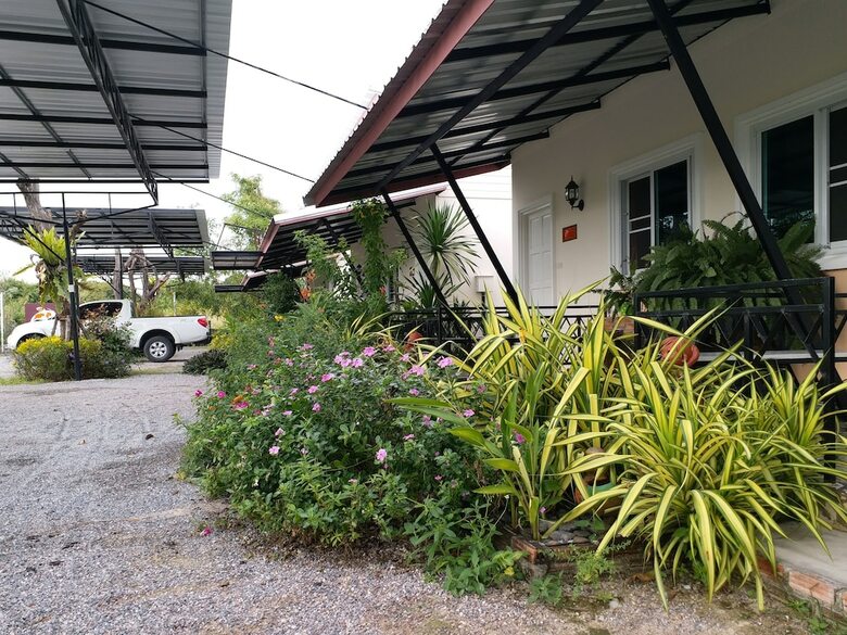 Hotel Fancy Carp Resort