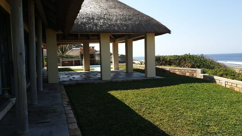 Posada Oyster Bay Estate