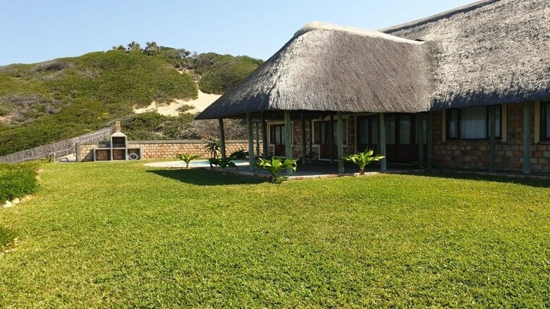 Posada Oyster Bay Estate