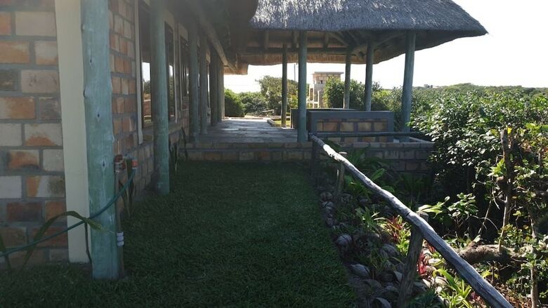 Posada Oyster Bay Estate
