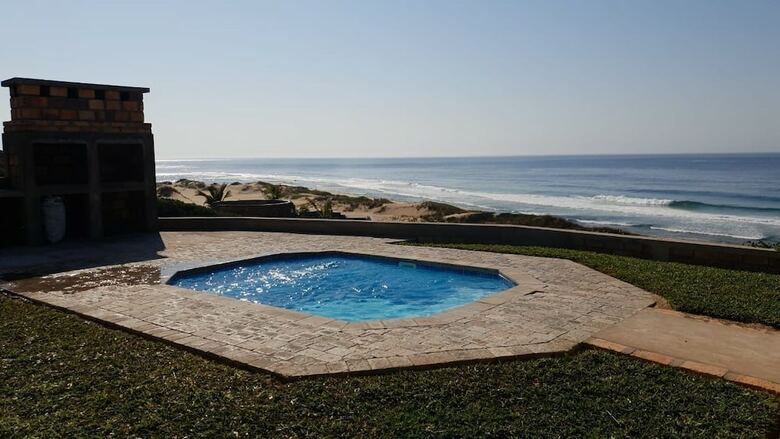 Posada Oyster Bay Estate