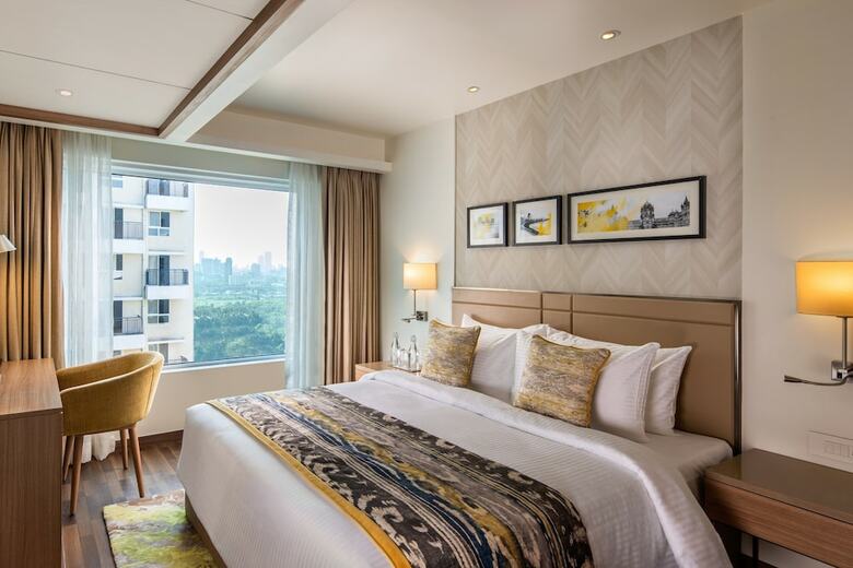 Hotel Royal Hometel Suites