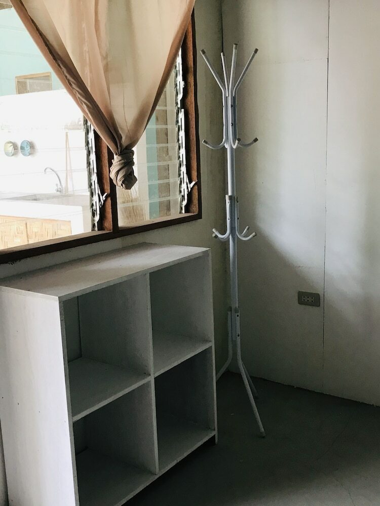 Hostal Noya Hostel - Adults Only