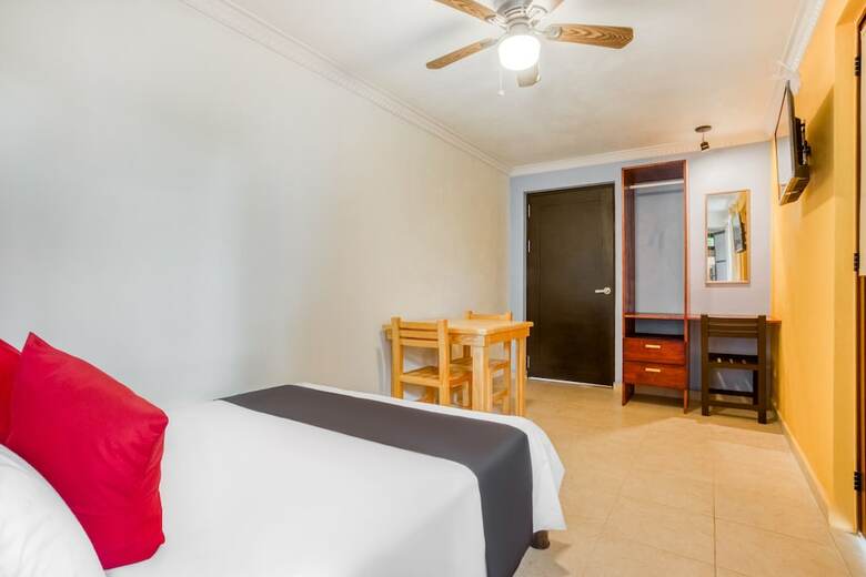 Hostal Capital O Arco Maya