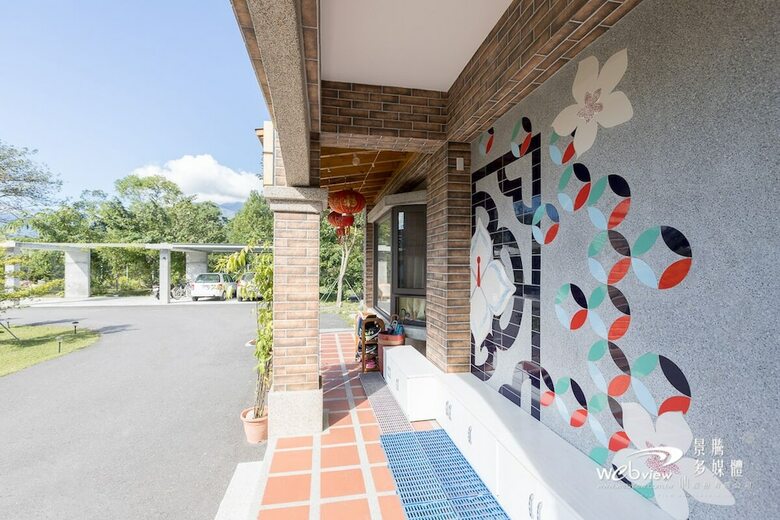 Hotel Hakka Beauty House