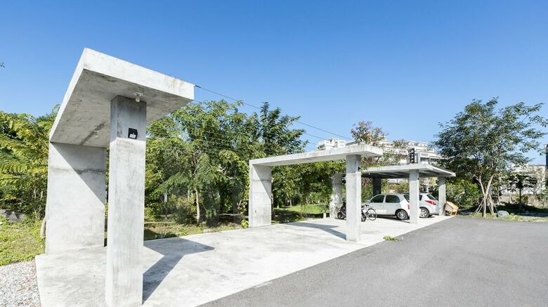 Hotel Hakka Beauty House