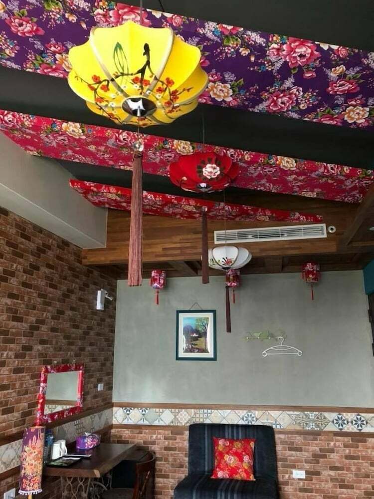 Hotel Hakka Beauty House