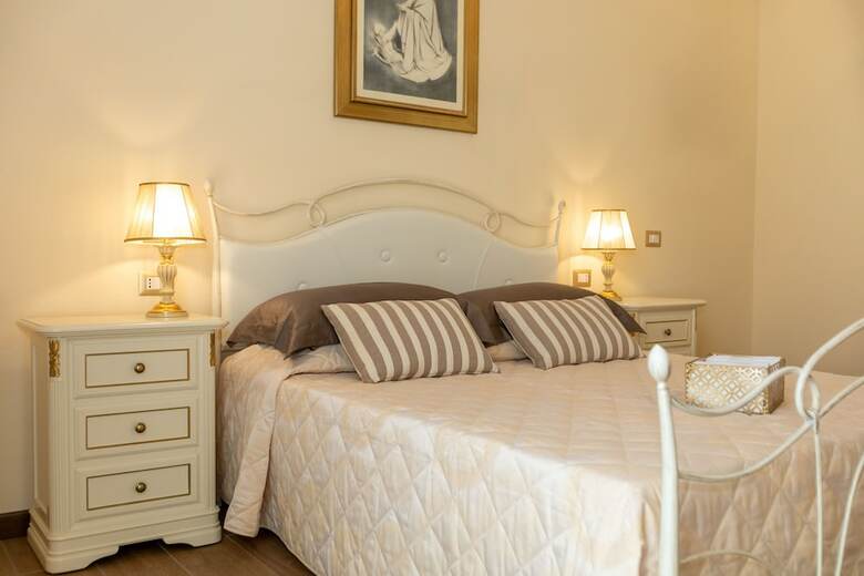 Hotel Kings Home In Rome
