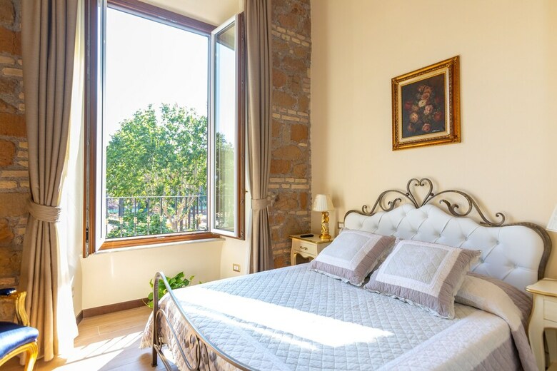 Hotel Kings Home In Rome