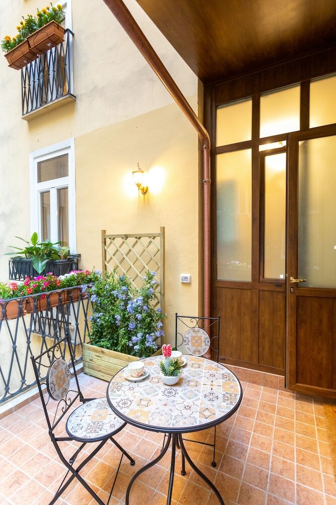 Hotel Kings Home In Rome