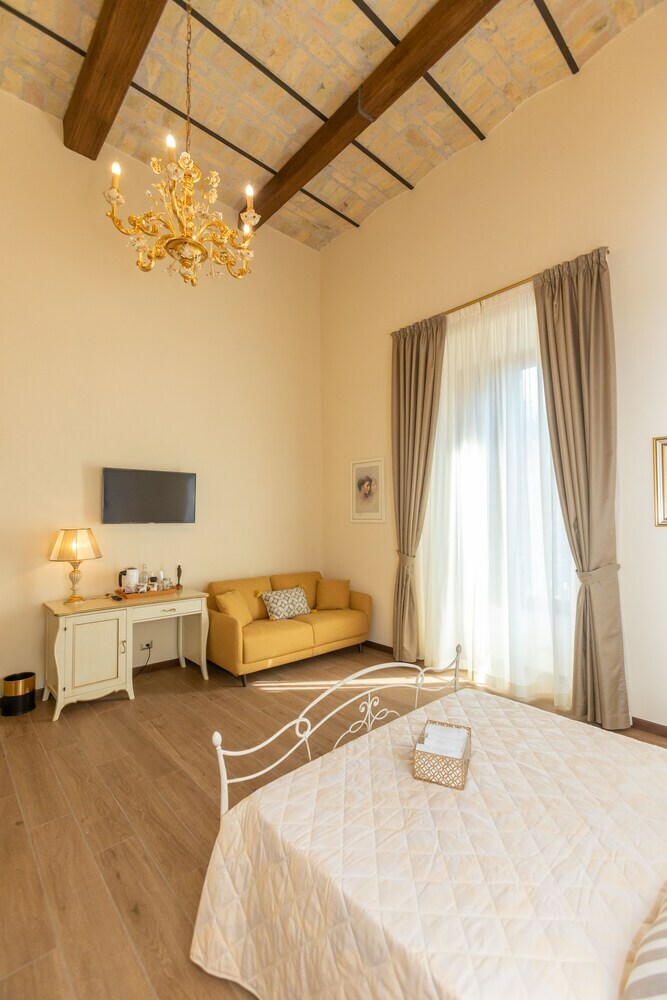 Hotel Kings Home In Rome