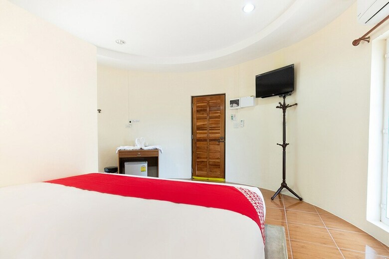 Hotel Oyo Baan Suan Chan Resort