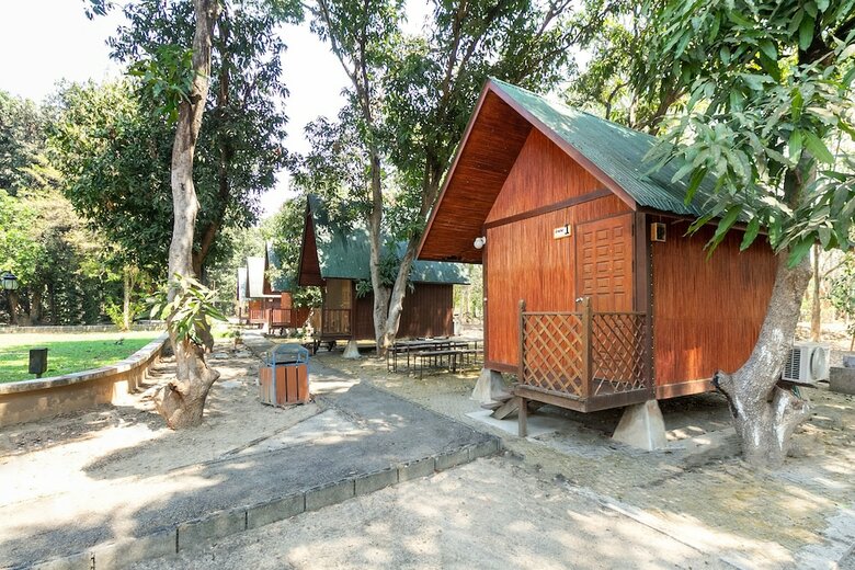 Hotel Oyo Baan Suan Chan Resort