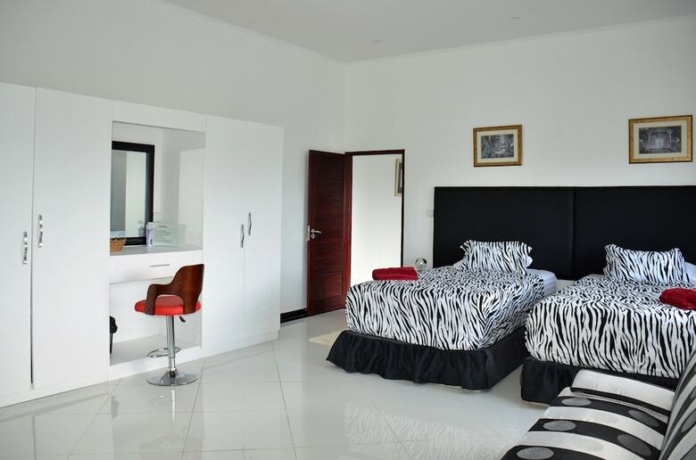 Hotel The Olive Tree